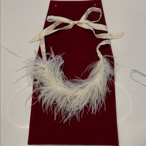 New Zara Cream Feather Choker Collar
Necklace 1856/103/712